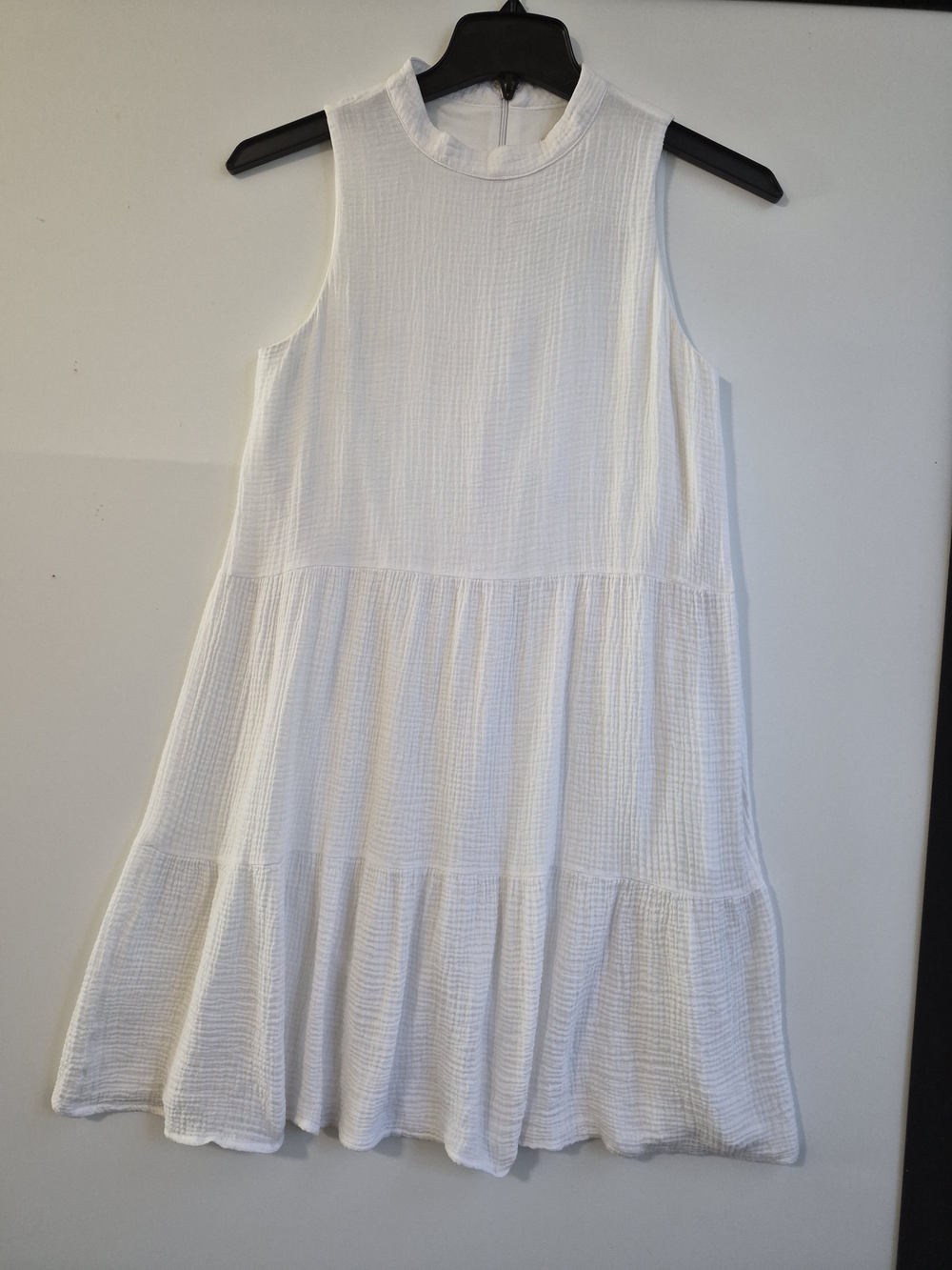 ​Nine West White Sleeveless Tiered Cotton Dress Size 4